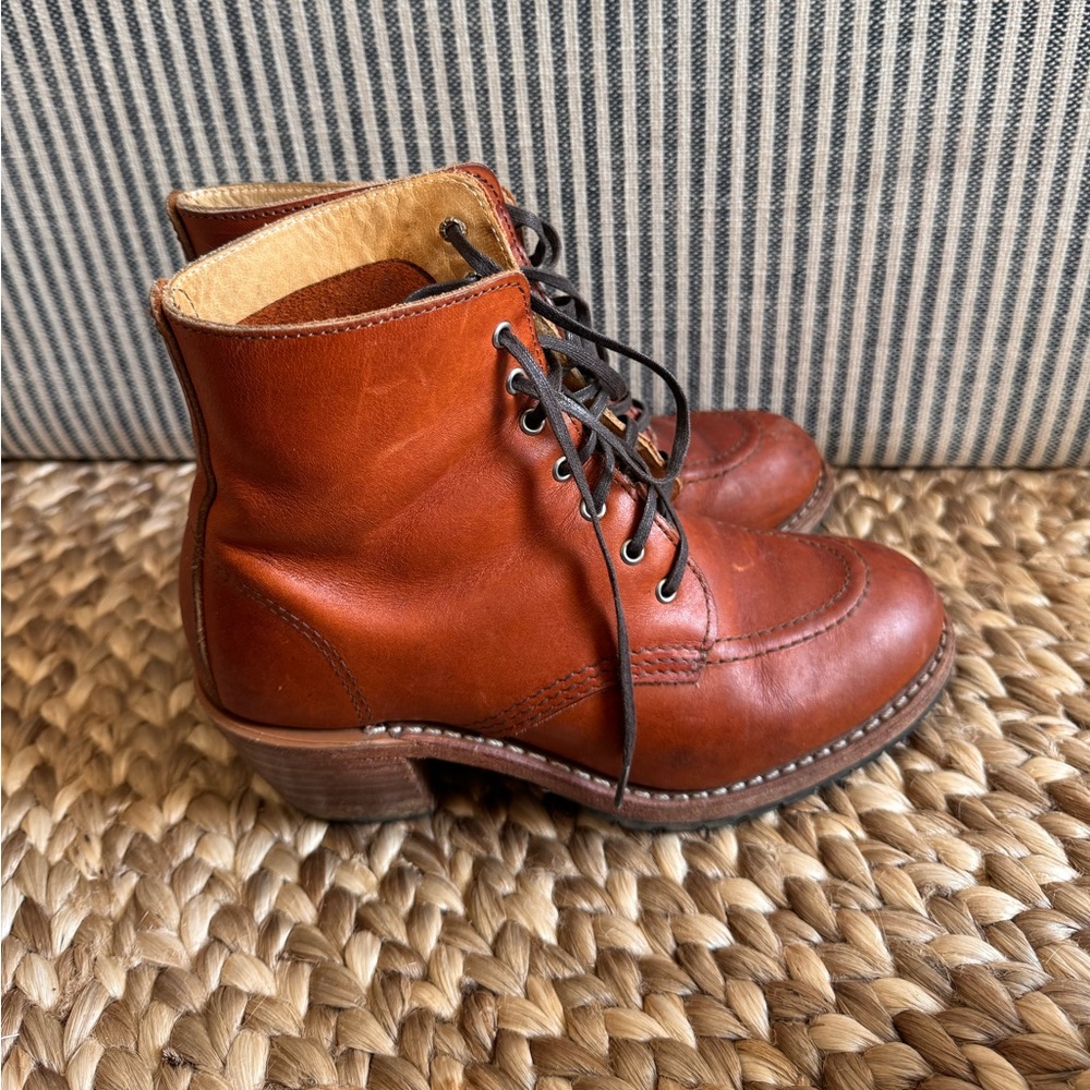 Red Wing Shoes Heritage Clara boots